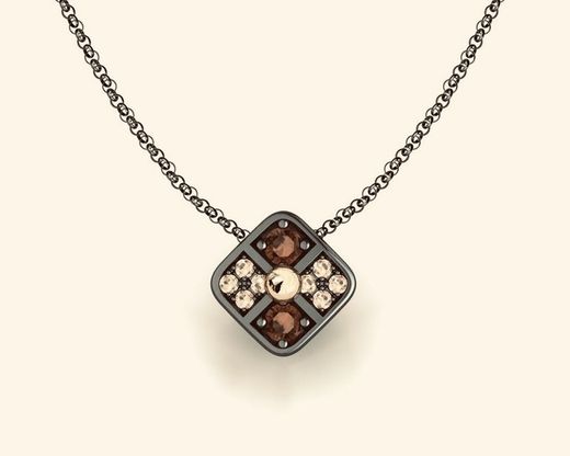 Collares y Colgantes