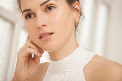 Pendientes JOIDART aros dorados ESTERGOLD pequeños. B3141AR033200