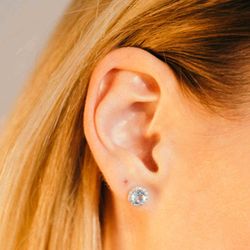 Pendientes LECARRE Oro Blanco con Brillantes y Topacio Azul. GB146OB-00