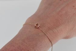 Pulsera GUCCI oro cubo cuarzo