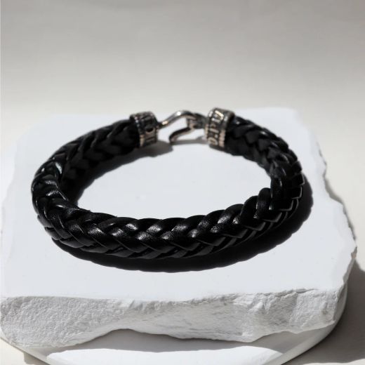 Pulsera PLATADDEPALO Hombre Utsuroi de cuero negro trenzado MB240X T/20