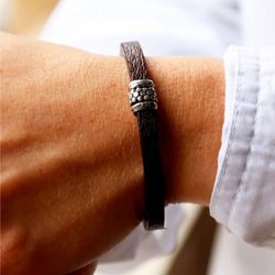 Pulsera PLATADEPALO . WB516X T/18